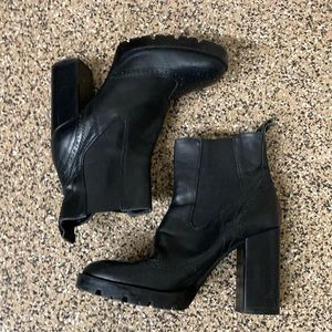 Zara Woman’s Black Platform Boots - size 38 - (7.5)